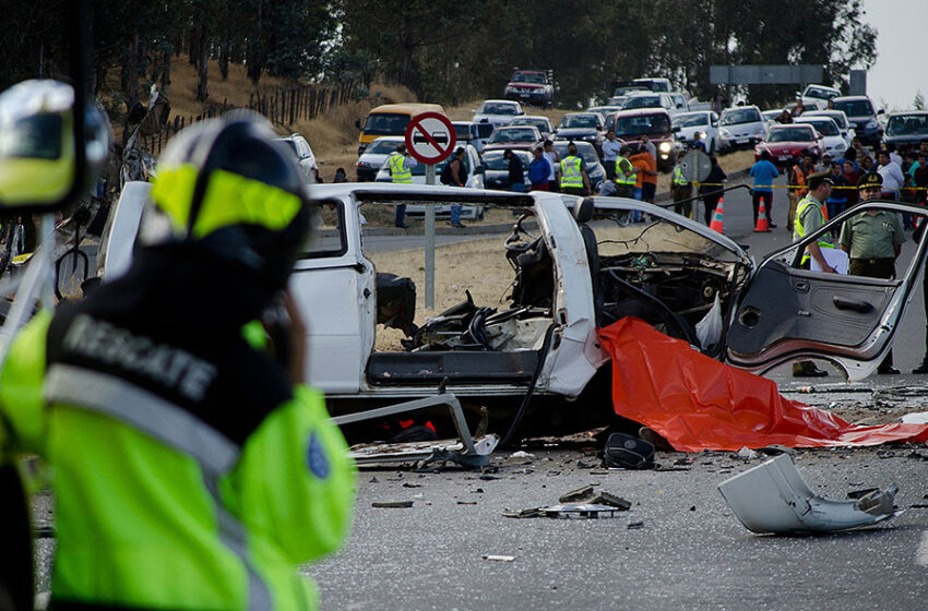  9 Víctimas Fatales Deja Accidente Entre Camión Y Furgón